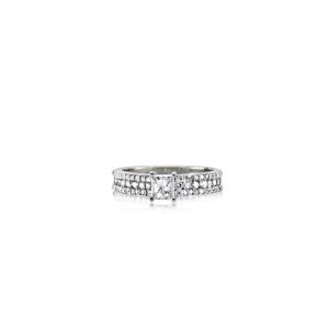 18ct White Gold Claw & Channel Set Diamond Ring