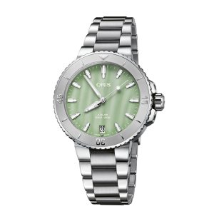 Oris Aquis Date Green Mother of Pearl Dial Stainless Steel Watch